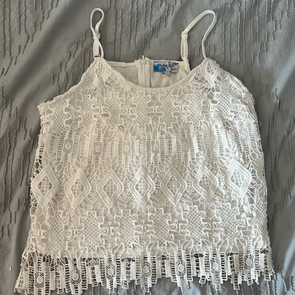 lacey yourh large tank top